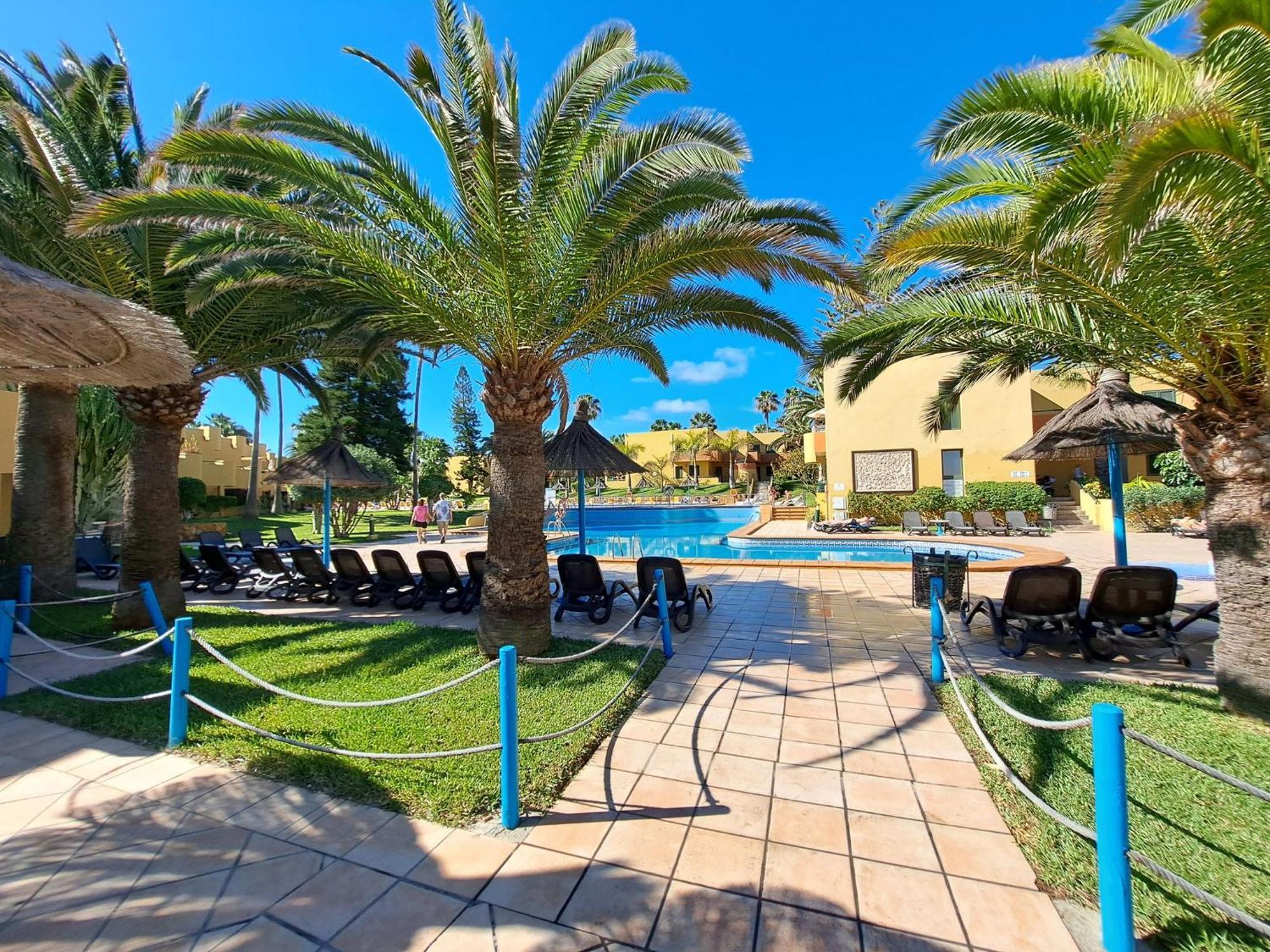 Garden And Relaxation House, 1 Bedroom, Wifi, Swimming Pool Коральео Экстерьер фото